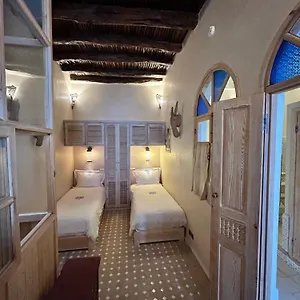 Beau En Medina, Lumineux Et Avec Terrasse Privee Sur , Essaouira Marokko